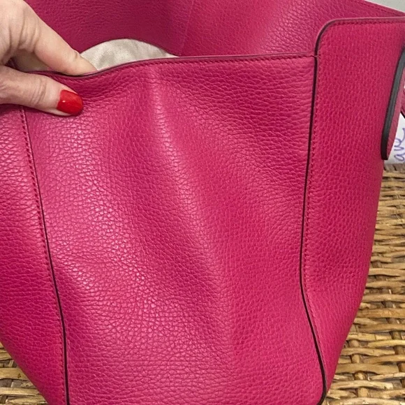 Gucci Tote - Picture 5 of 12